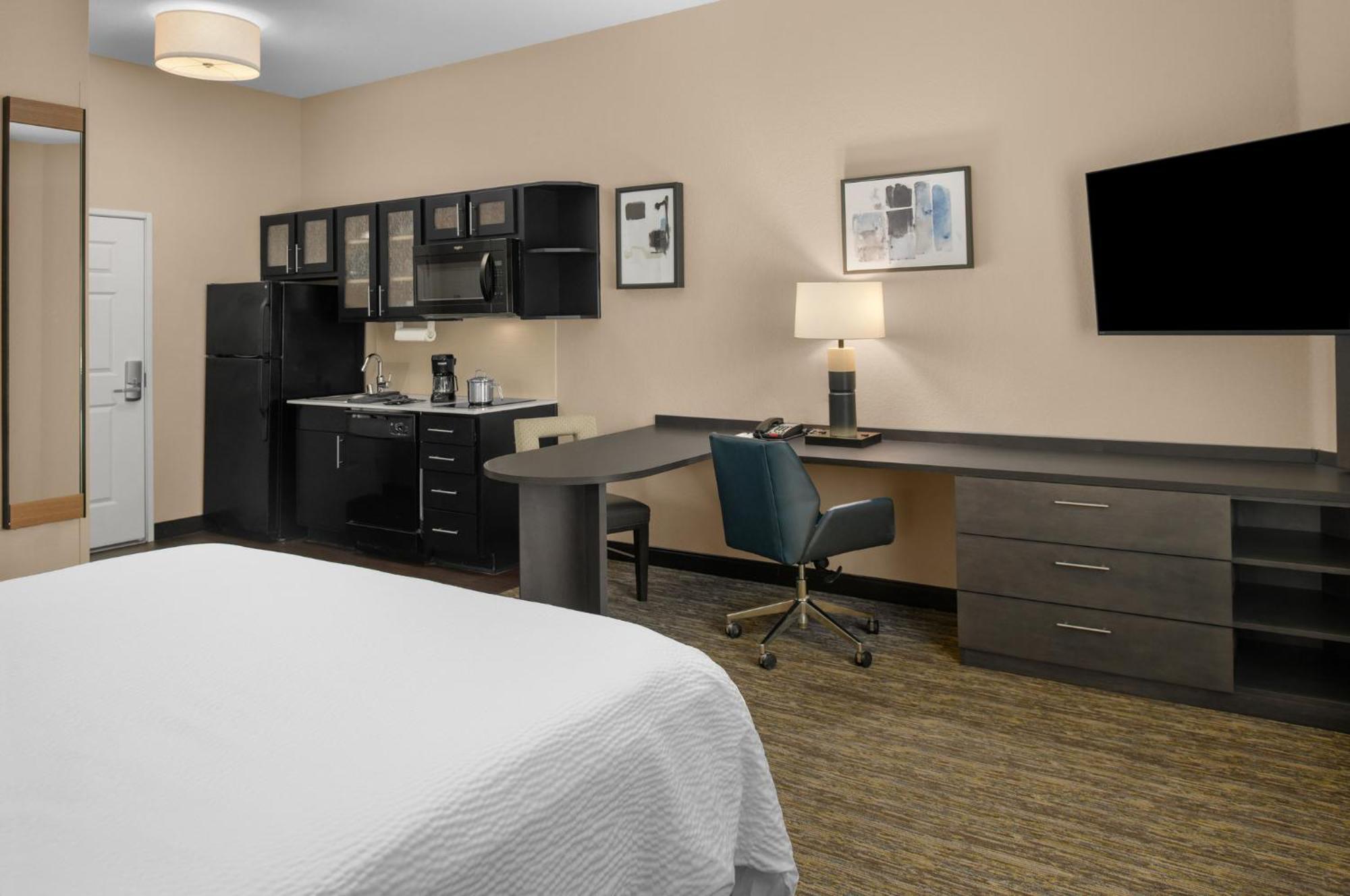 Candlewood Suites Turlock By Ihg Kültér fotó