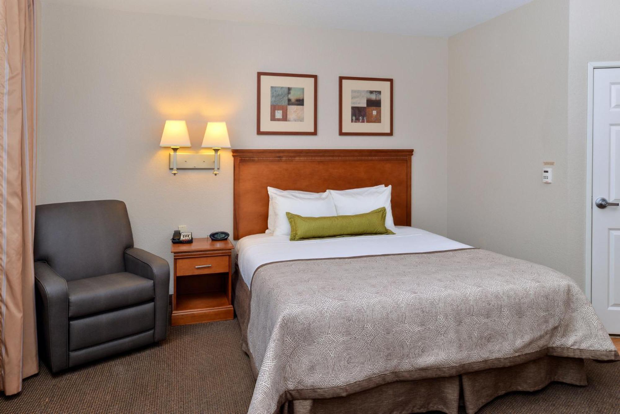 Candlewood Suites Turlock By Ihg Kültér fotó
