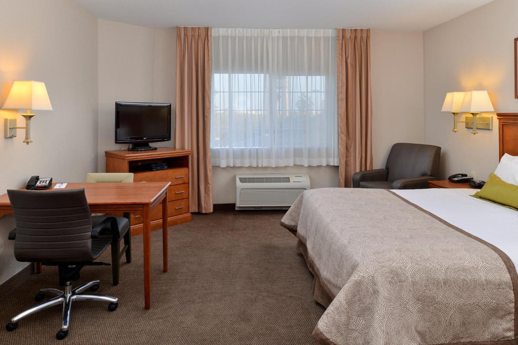 Candlewood Suites Turlock By Ihg Kültér fotó